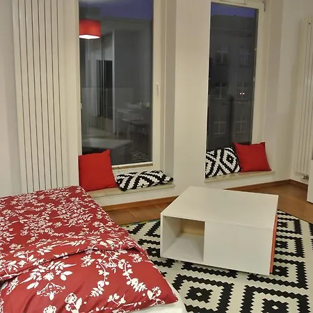 Waw City Stawki * Warsaw